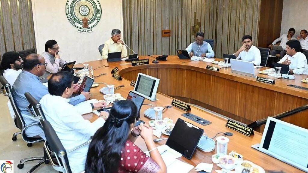 CABINET MEET
