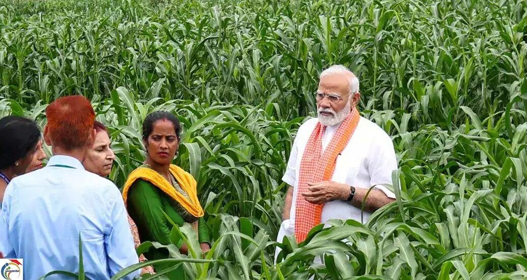 modi farmers accounts money